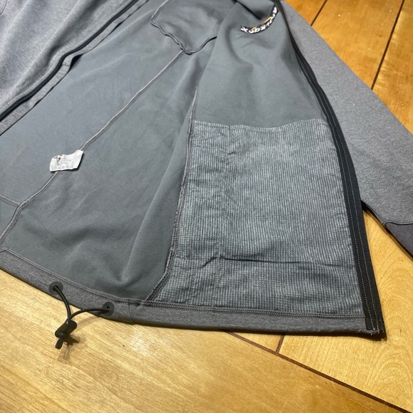 Greyson Sequoia Luxe Jacket Size Large Color Grey EXCELLENT CONDITION!! - Picture 13 of 16